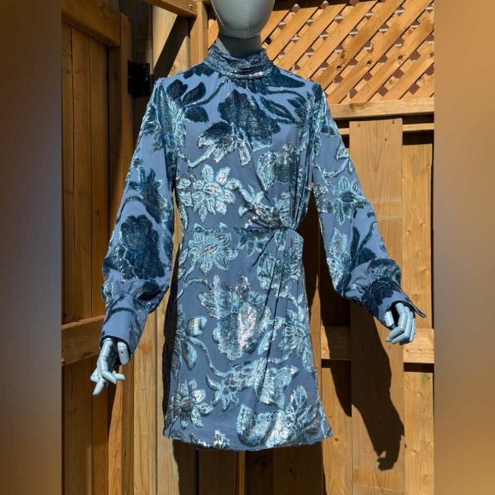 🆕 SIMKHAI 🧿 NWOT Halen Draped Velvet Mini Dress, Celestial Blue - Sz US 6 - Picture 4 of 15